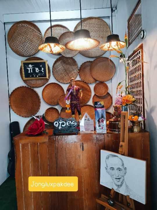 Bed and Breakfast Jong Lux Pak Dee Uttaradit Exterior foto