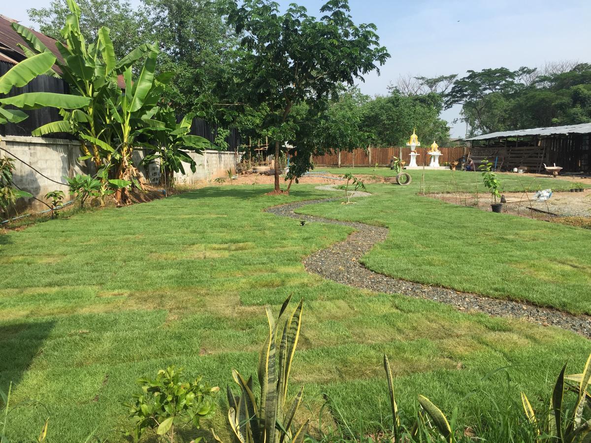 Bed and Breakfast Jong Lux Pak Dee Uttaradit Exterior foto